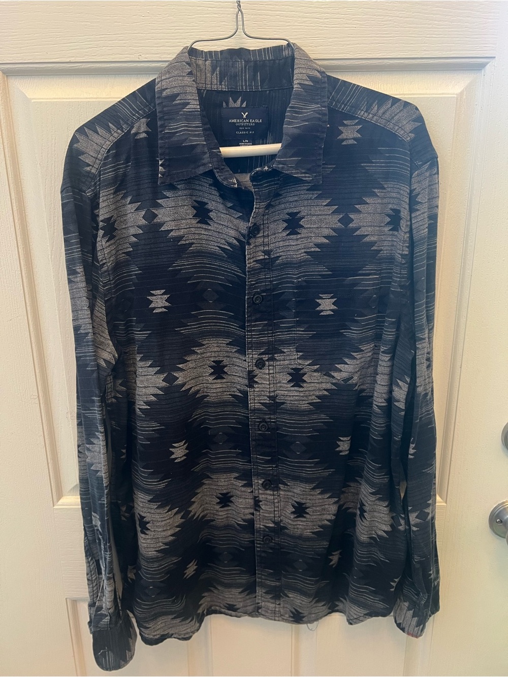 American Eagle Outfitters Button-Up Shirt